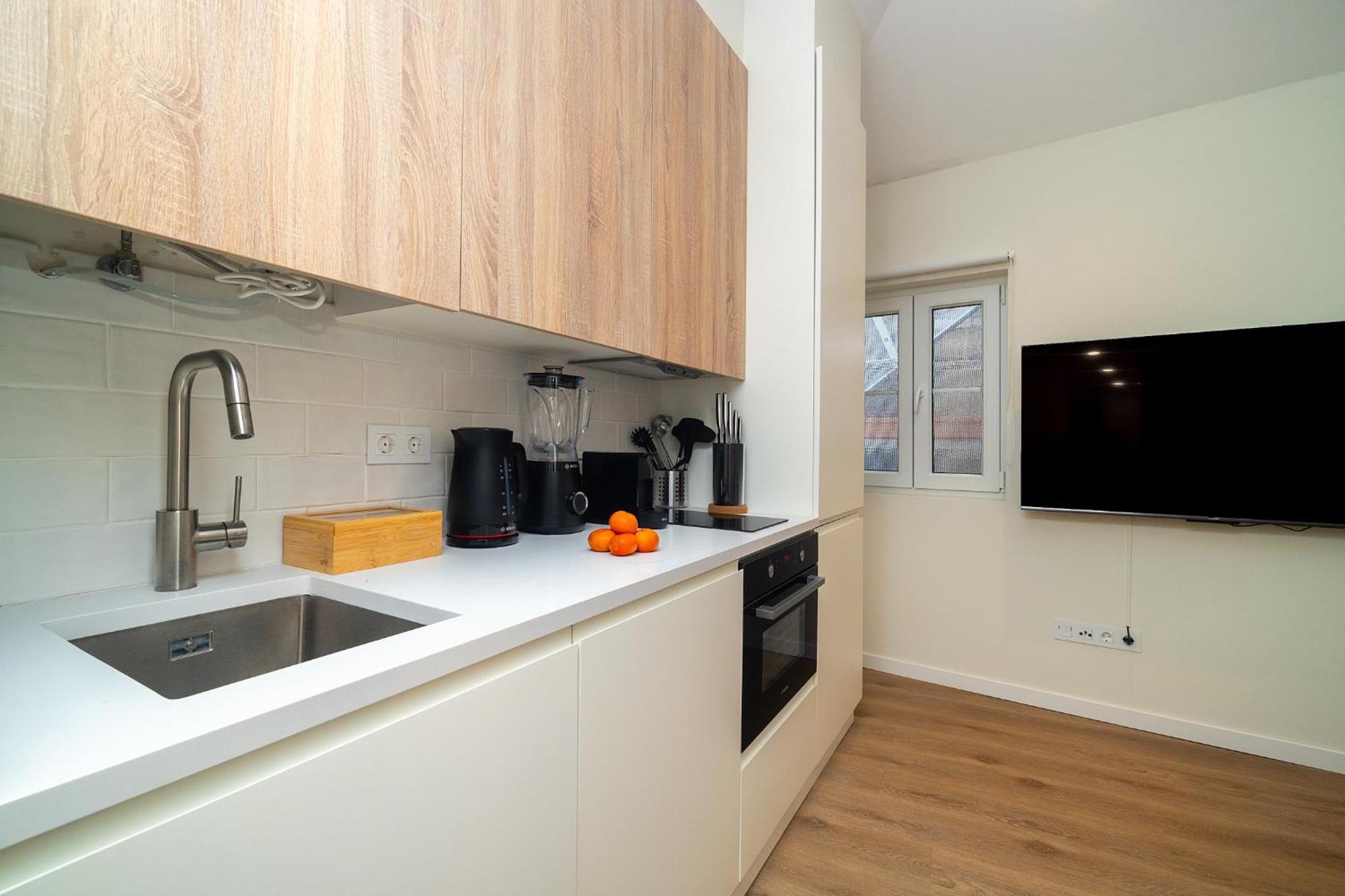 Apartment Whome Explore From A Cozy Base In Alfama *