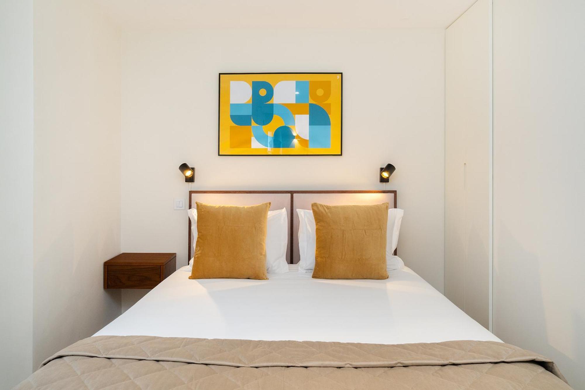 Whome Explore From A Cozy Base In Alfama * Lisbon