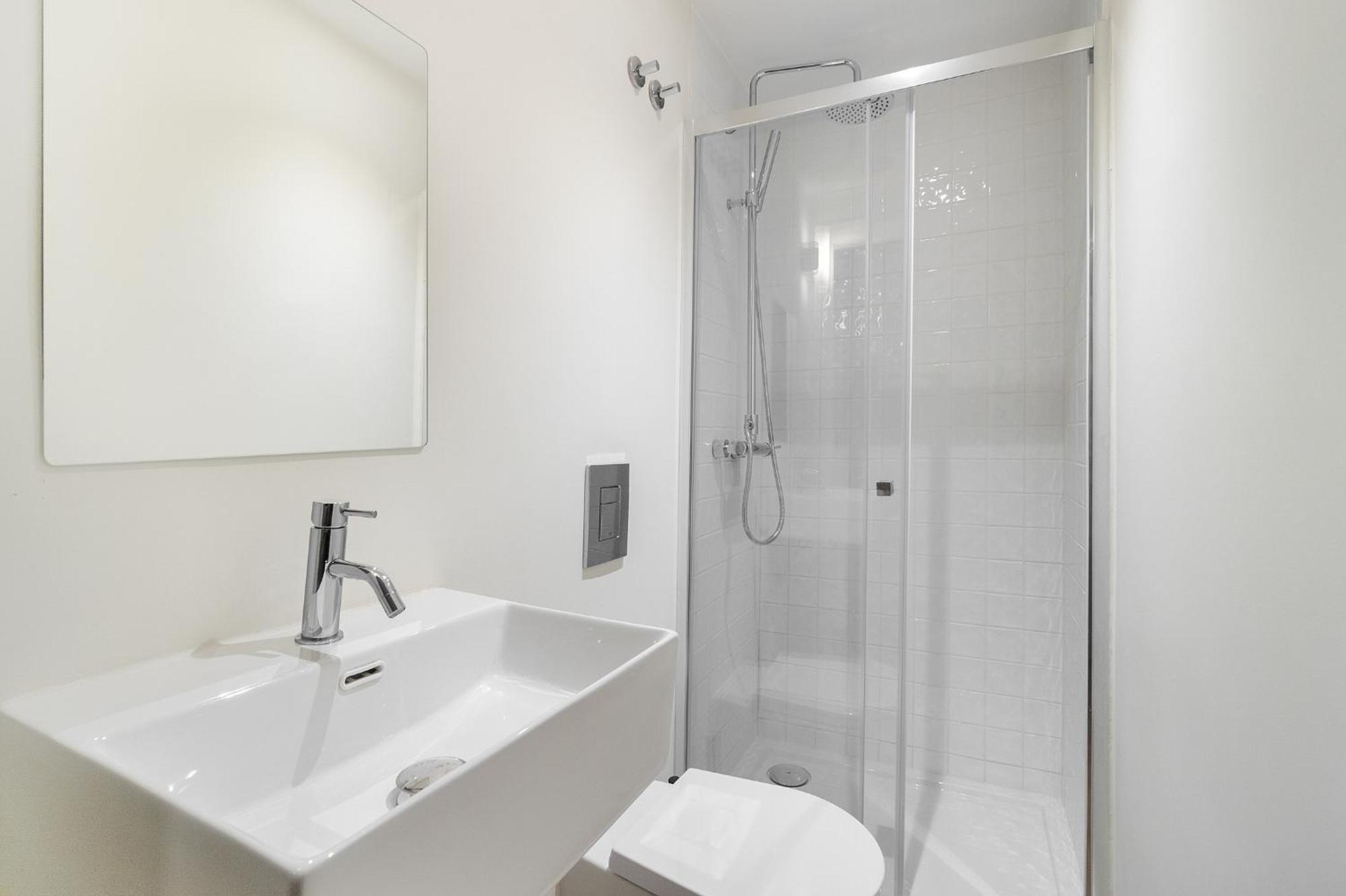 Apartment Whome Explore From A Cozy Base In Alfama