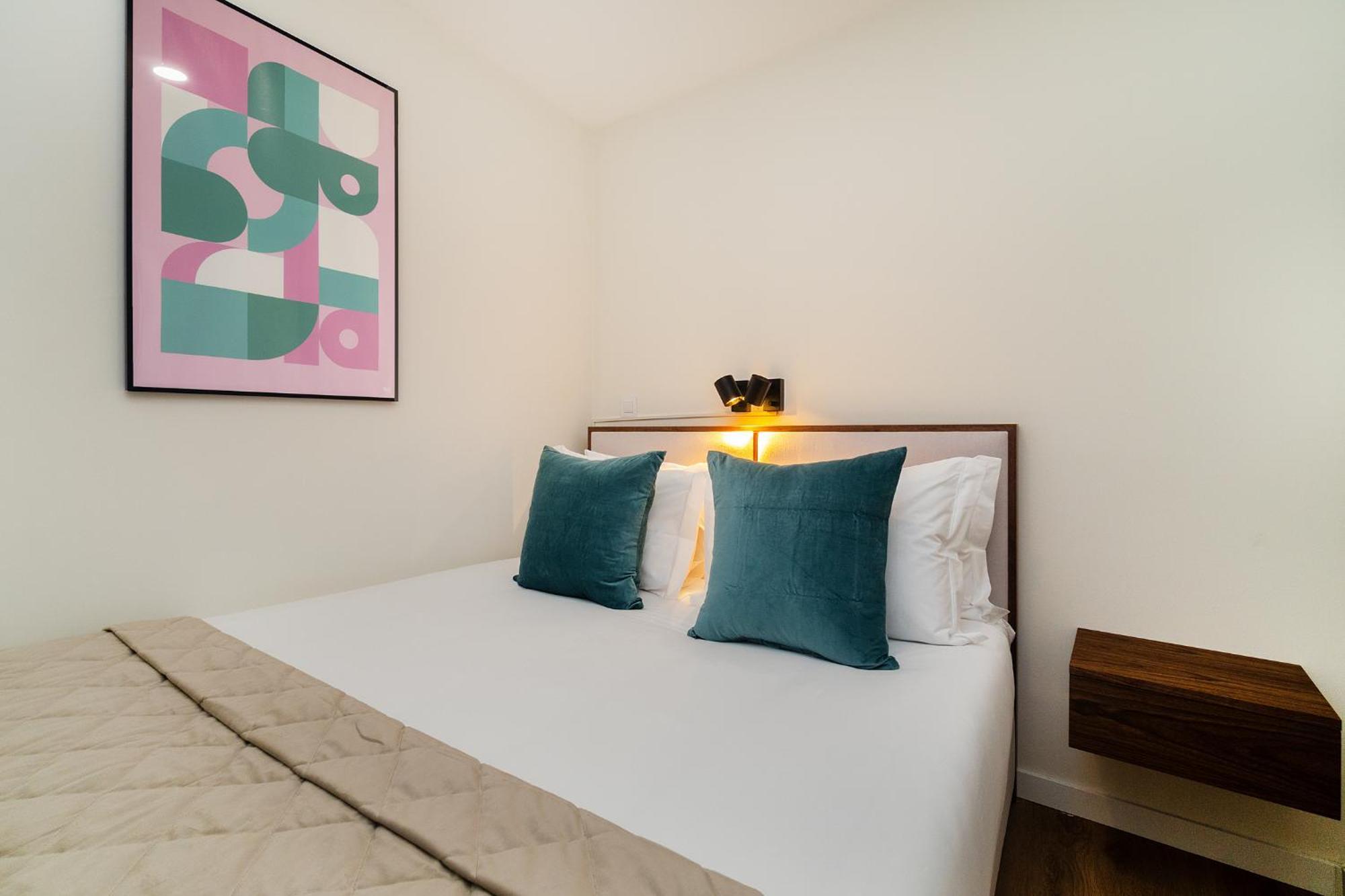 Whome Explore From A Cozy Base In Alfama Lisbon