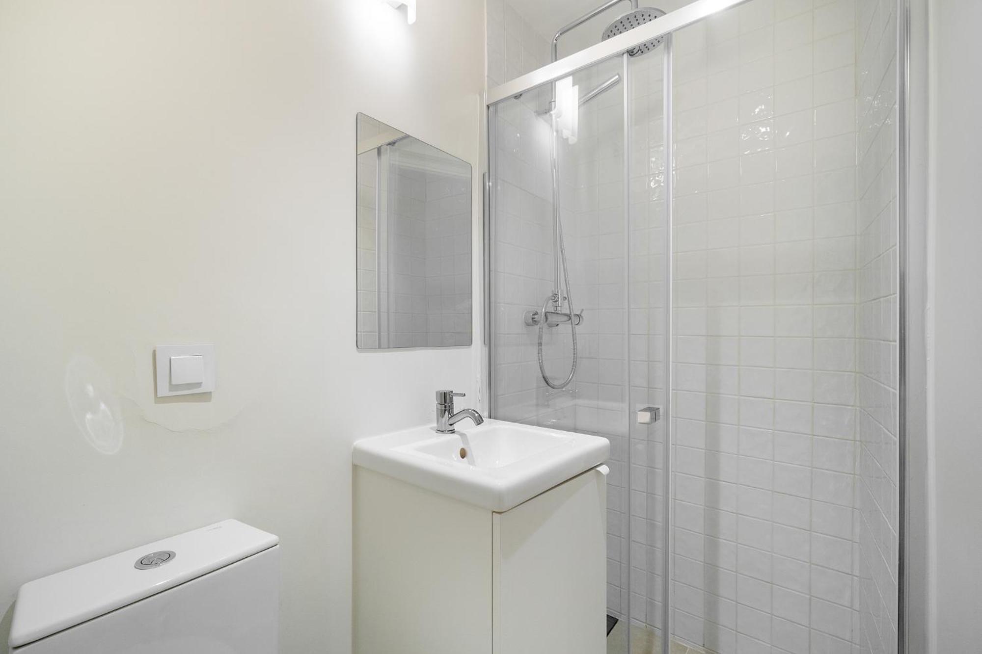 Apartment Whome Explore From A Cozy Base In Alfama Lisbon